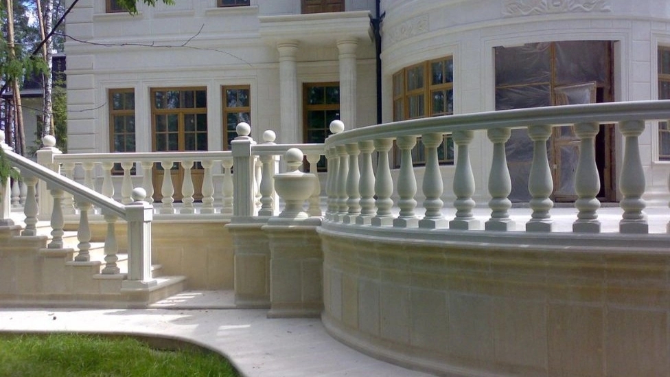 What is a stone fence?