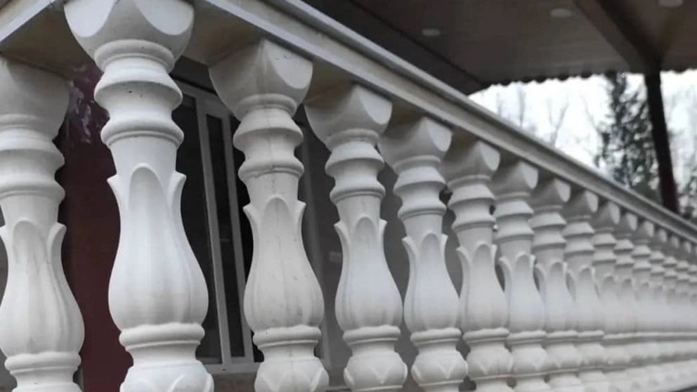 مزایای استفاده از نرده سنگی